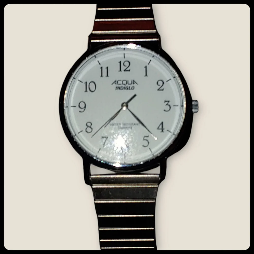 Vintage 90s Acqua Indiglo Quartz Watch